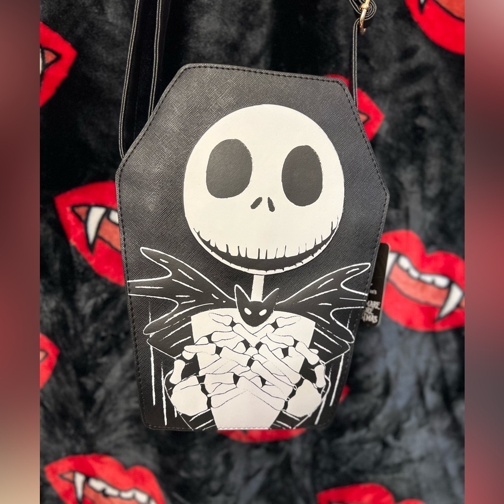 🖤 ☠️ NWT-Nightmare Before Christmas Jack Skellington Coffin 11" Crossbody Bag☠️